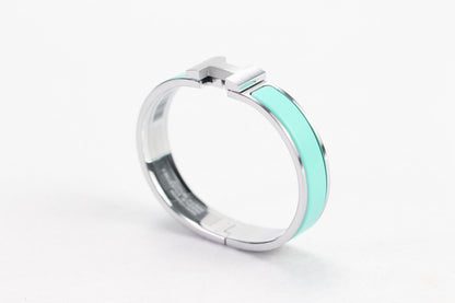 H HIGH QUALITY BRACELET