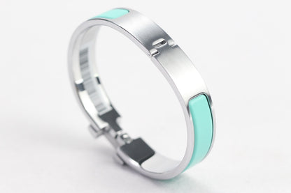 H HIGH QUALITY BRACELET