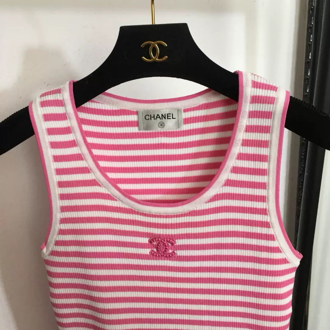 BLACK STRIPES TOP